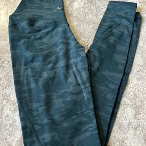 Alphalete Surface Power Legging - Delta Blue Camo